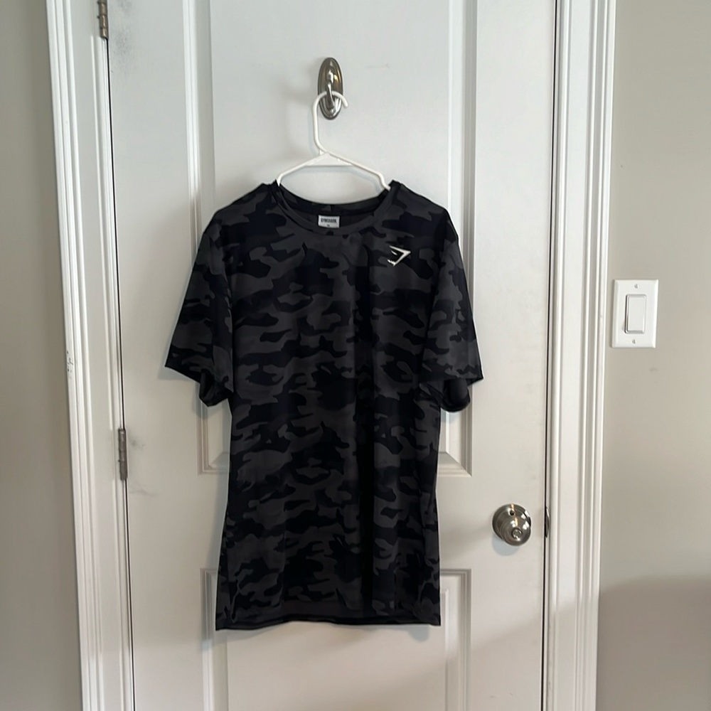 Gymshark Shirt